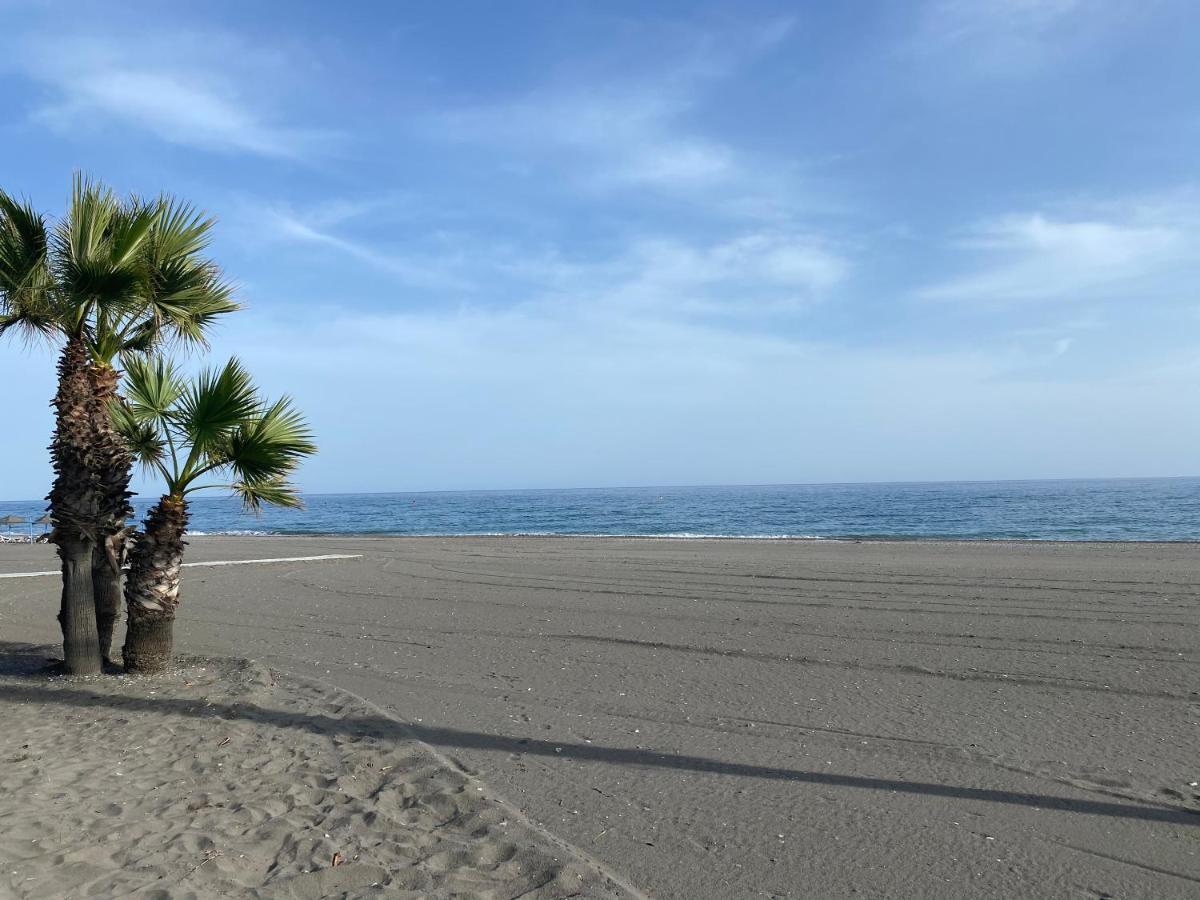 Beach Apartment El Faro Torrox Esterno foto
