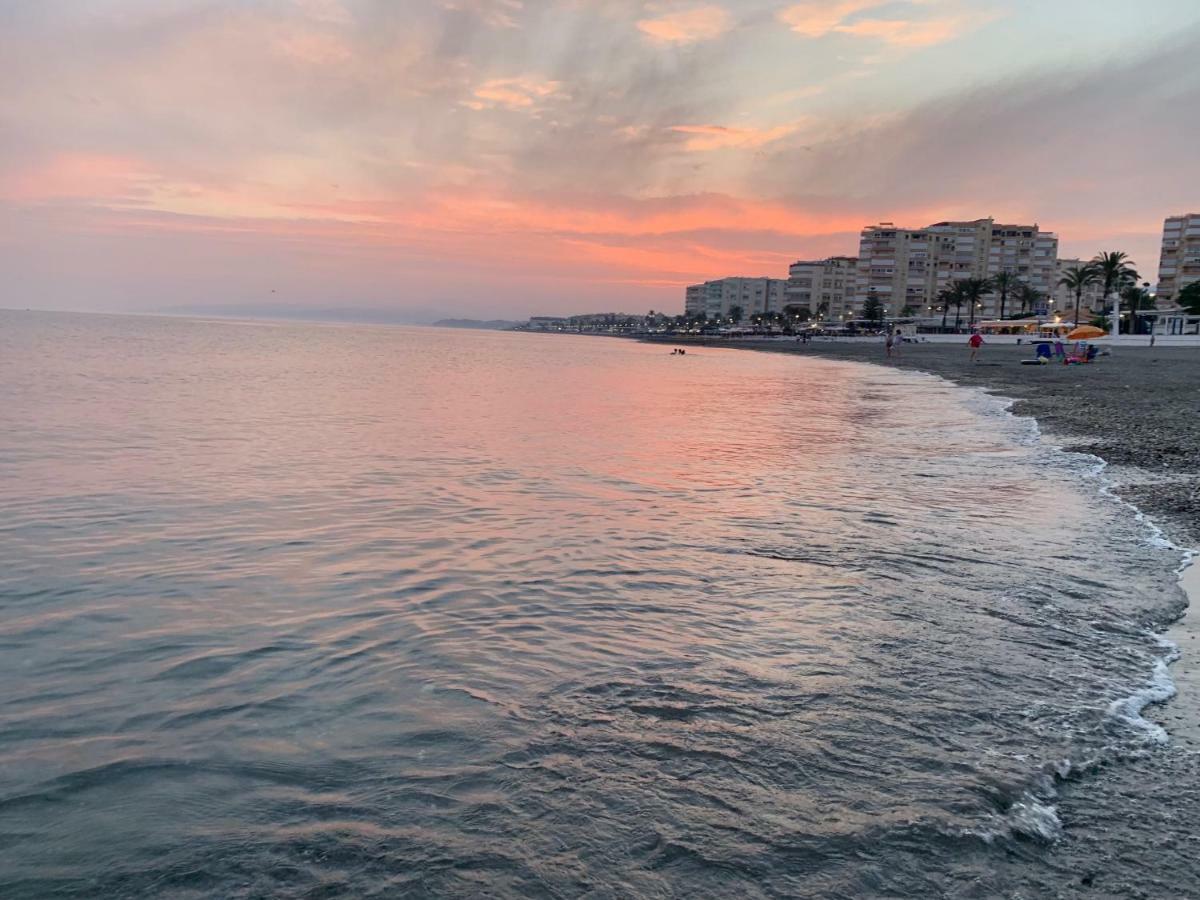 Beach Apartment El Faro Torrox Esterno foto